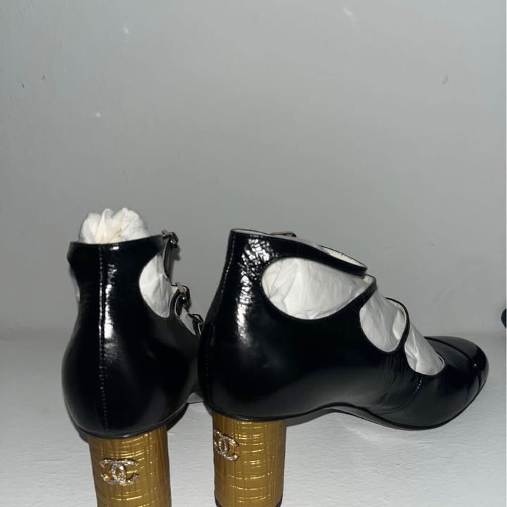 chanel mary janes winter- fall collection 2024-2025 - Picture 2 of 2